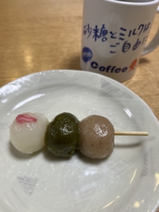 仙太郎
三色団子
花とだんご
桜花
抹茶
きな粉